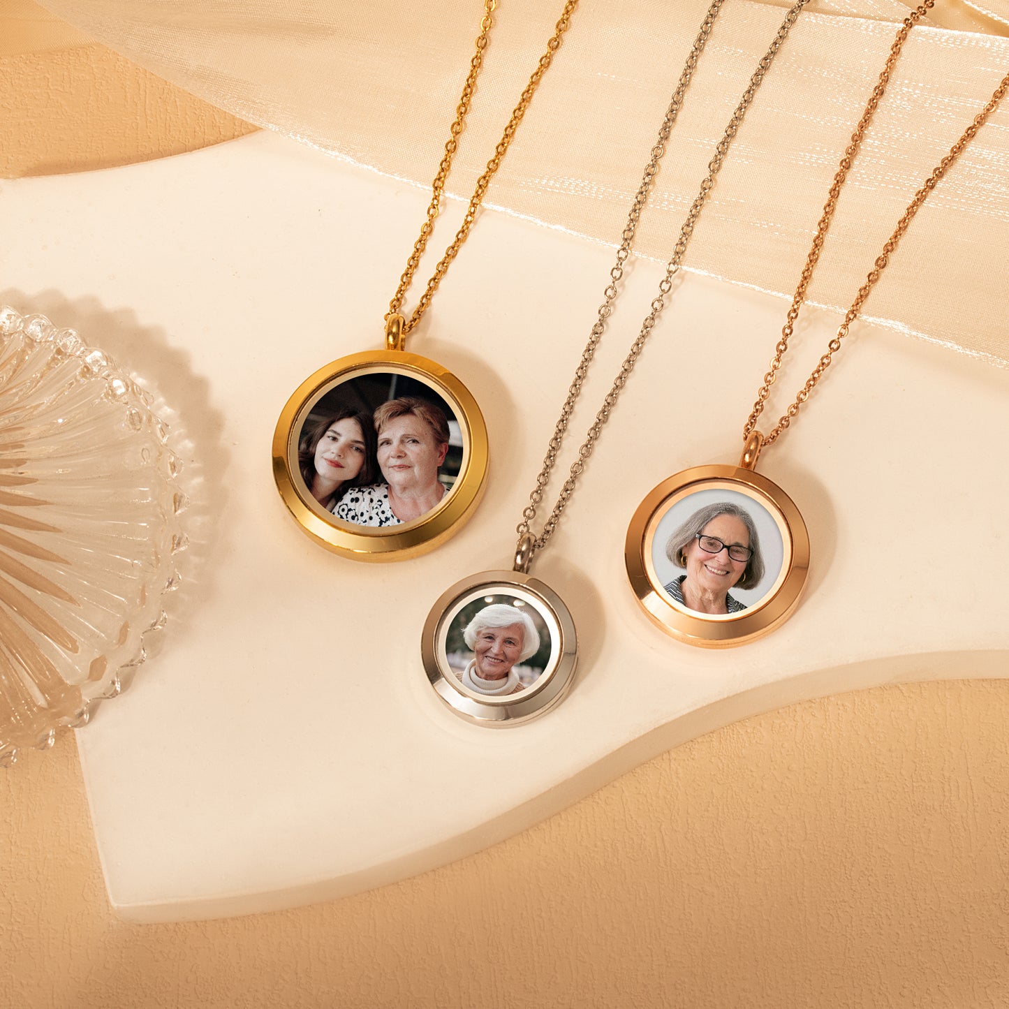 Glass Round Photo Locket Necklace