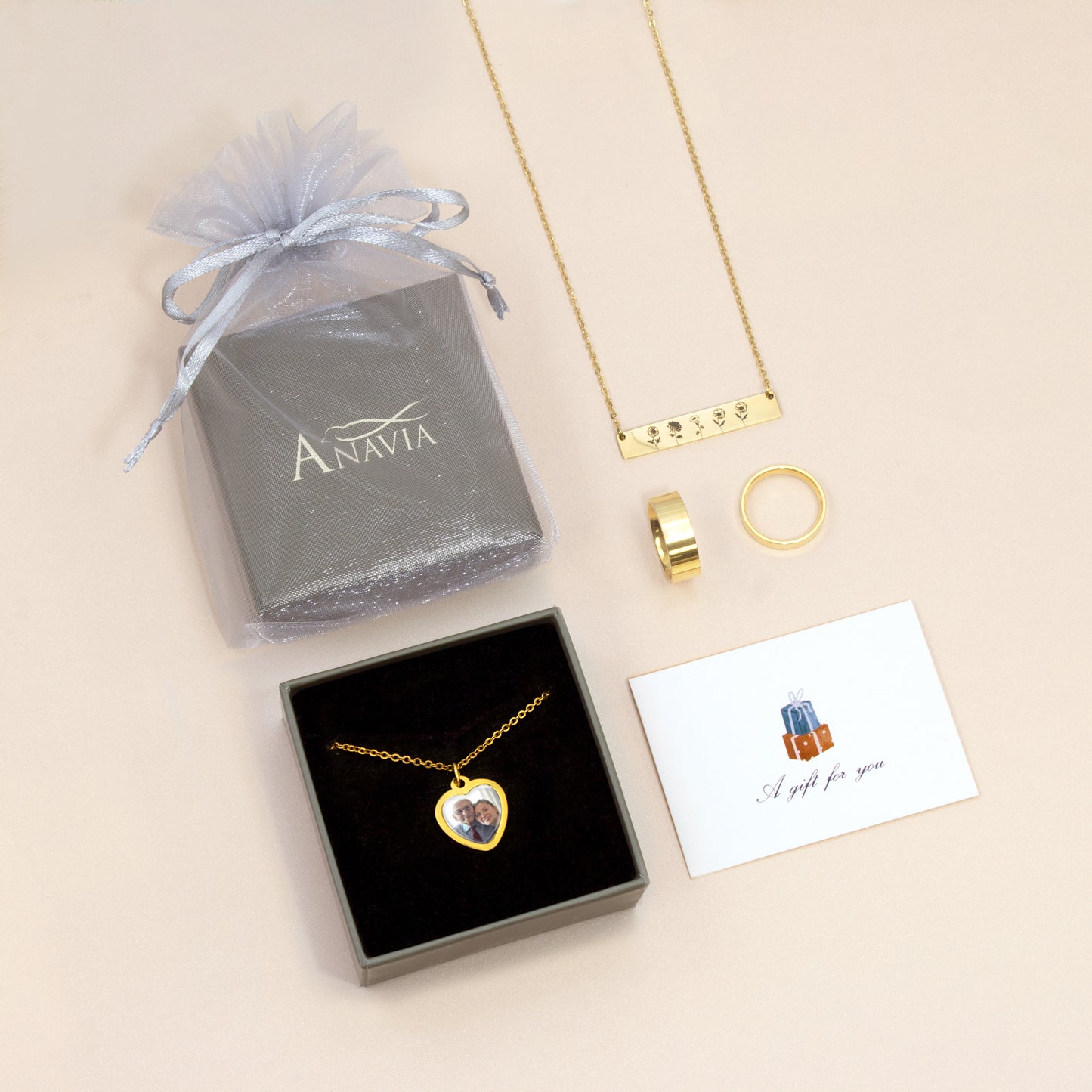 Personalized Round Photo Pendant Necklace with Glass Dome Cab