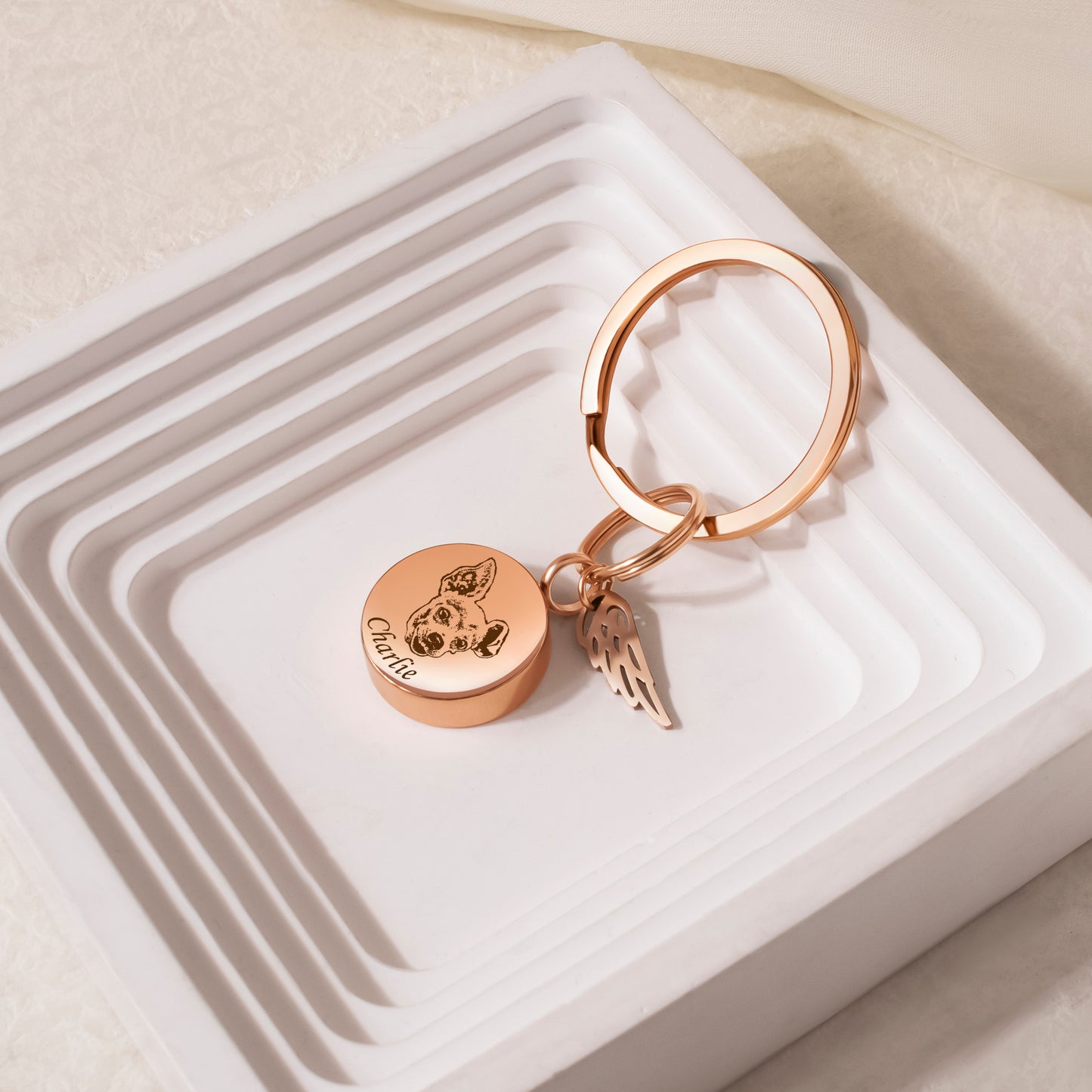 Round Pet Portrait Coin Memorial Key Chain