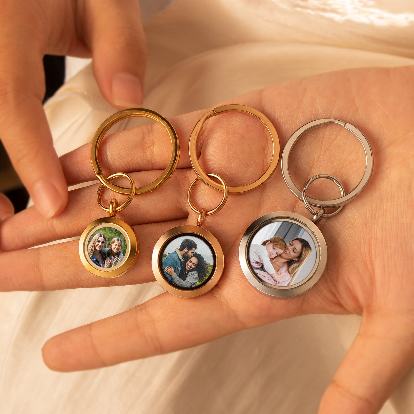Glass Round Photo Locket Keychain