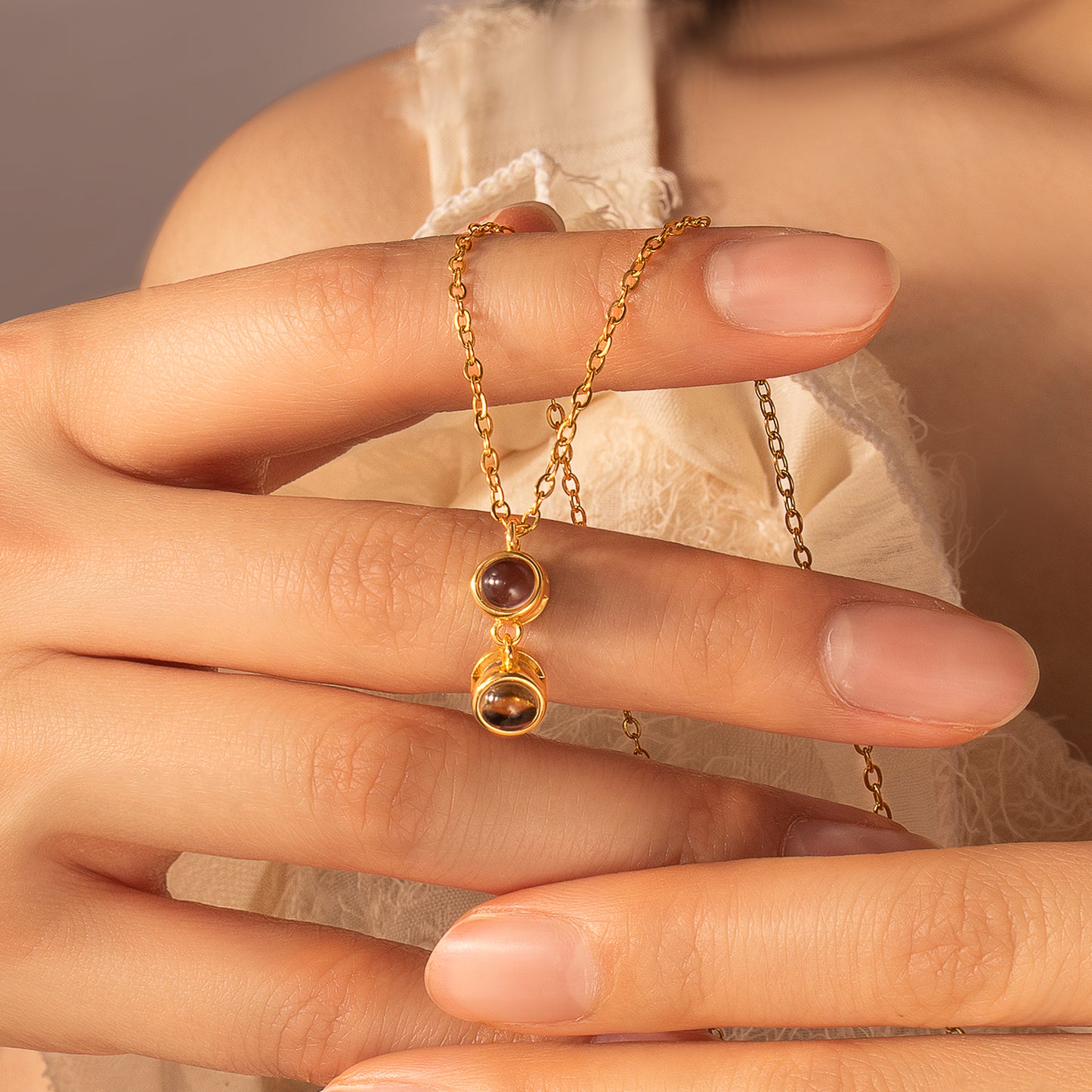 Round Multi-Photo Projection Necklace