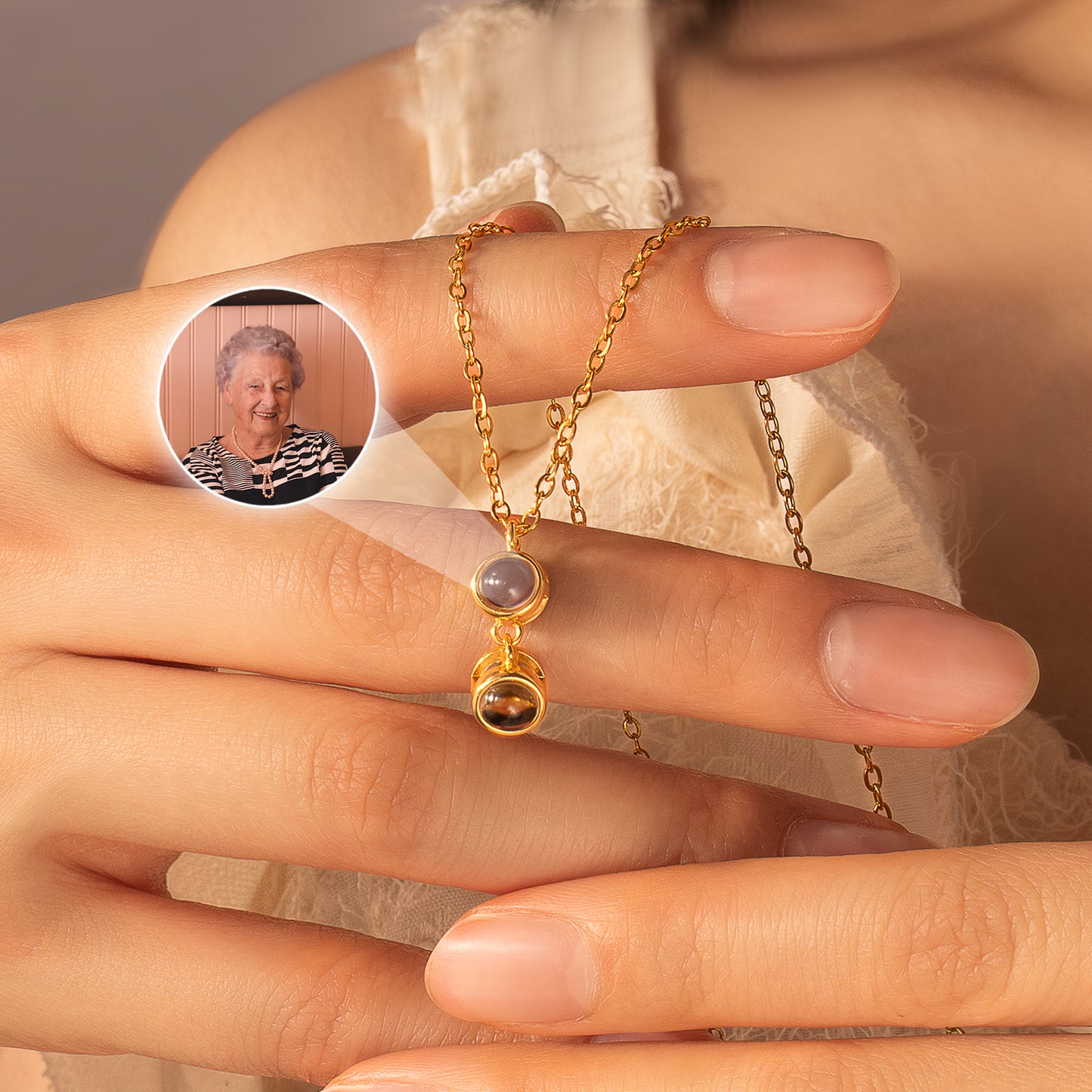 Round Multi-Photo Projection Necklace